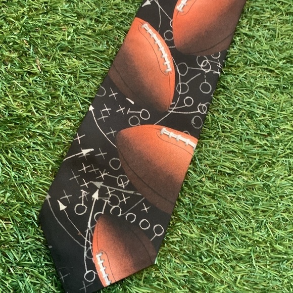 Y2K Ralph Marlin Vintage Football Pattern Men’s Dress Tie Super Bowl Party Coach - Picture 2 of 7